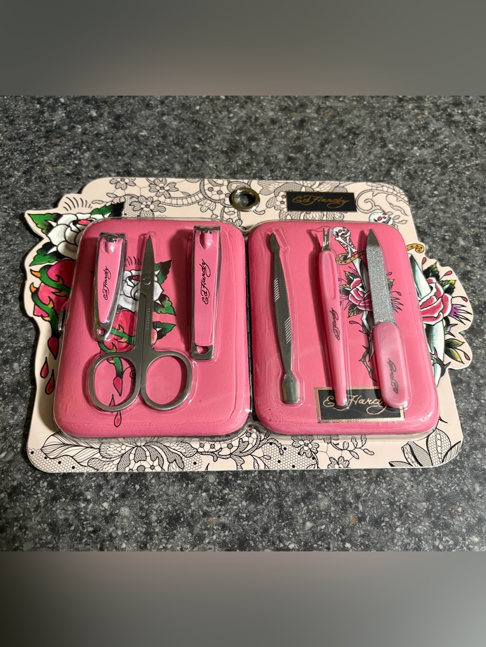 Ed Hardy Pink Manicure Set - 6 piece